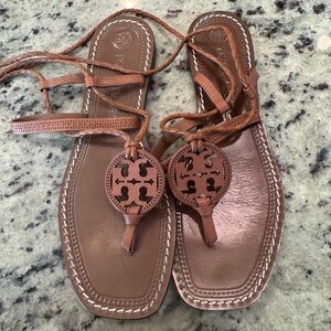 Tory Burch Miller Braided Lace-Up Sandals Perfect Tan Leather Medallion size 6.5